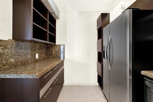 100 S Bayview Dr 1222, Sunny Isles Beach, FL 33160