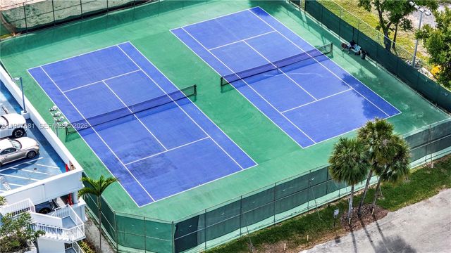 100 S Bayview Dr 1222, Sunny Isles Beach, FL 33160