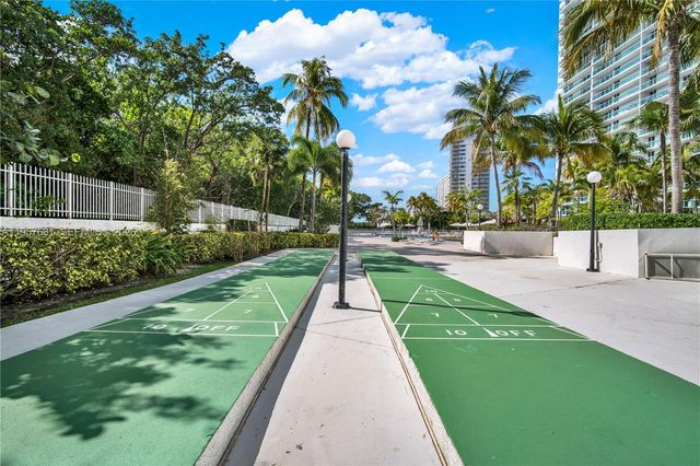 100 S Bayview Dr 1222, Sunny Isles Beach, FL 33160