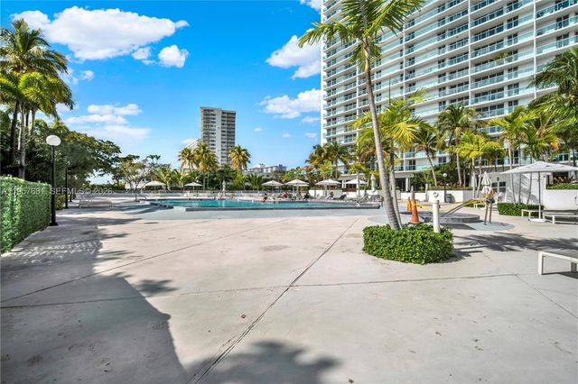 100 S Bayview Dr 1222, Sunny Isles Beach, FL 33160