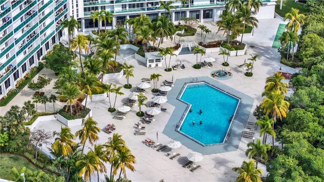 100 S Bayview Dr 1222, Sunny Isles Beach, FL 33160