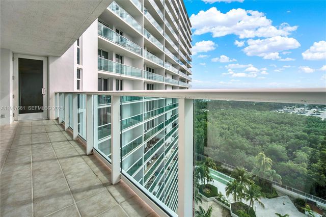 100 S Bayview Dr 1222, Sunny Isles Beach, FL 33160