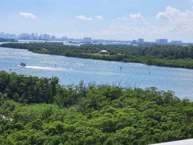 100 S Bayview Dr 1222, Sunny Isles Beach, FL 33160