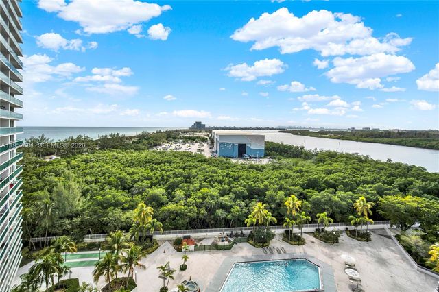100 S Bayview Dr 1222, Sunny Isles Beach, FL 33160