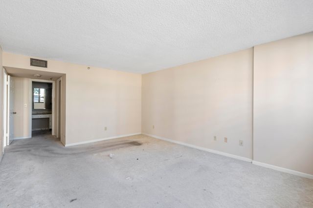 859 Jeffery Street 312, Boca Raton, FL 33487