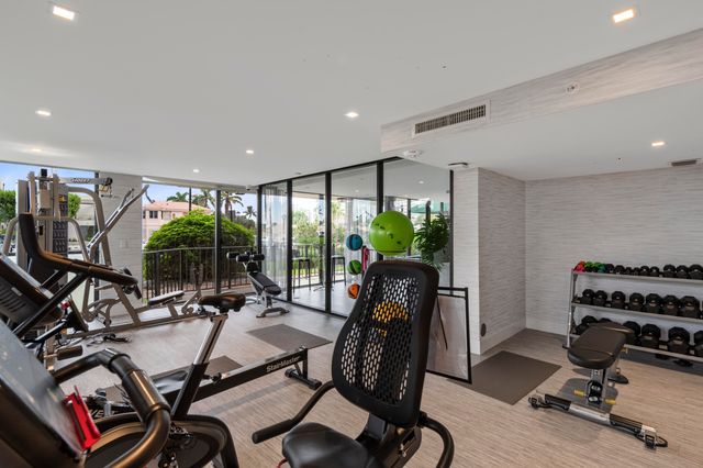 859 Jeffery Street 312, Boca Raton, FL 33487