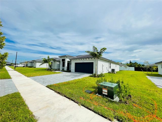 16932 SW 291st St, Homestead, FL 33030