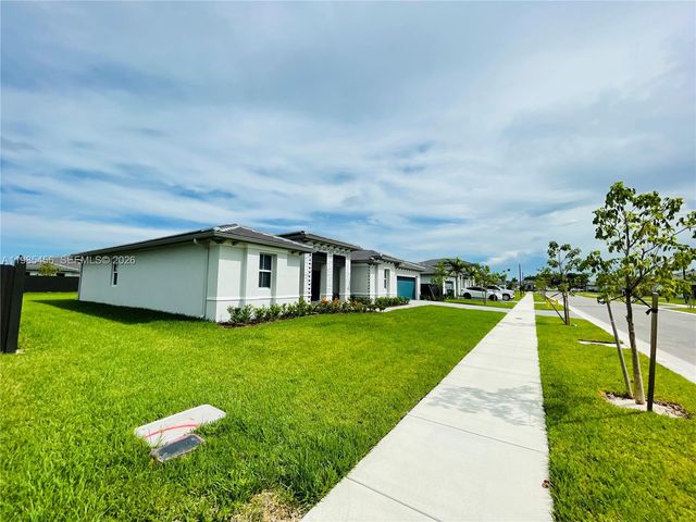 16932 SW 291st St, Homestead, FL 33030