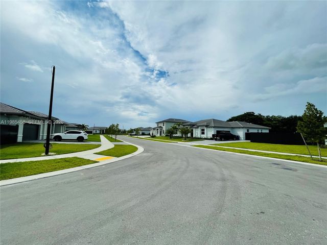 16932 SW 291st St, Homestead, FL 33030