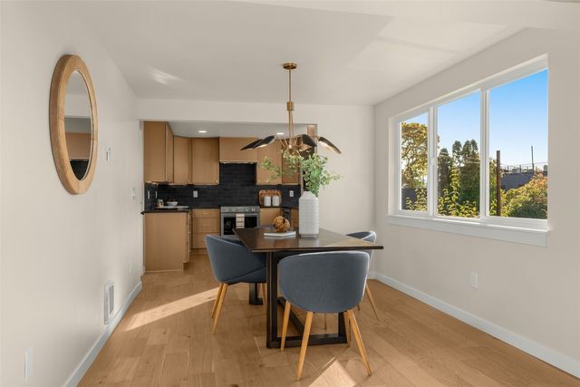 309 NW 48th Street, Seattle, WA 98107