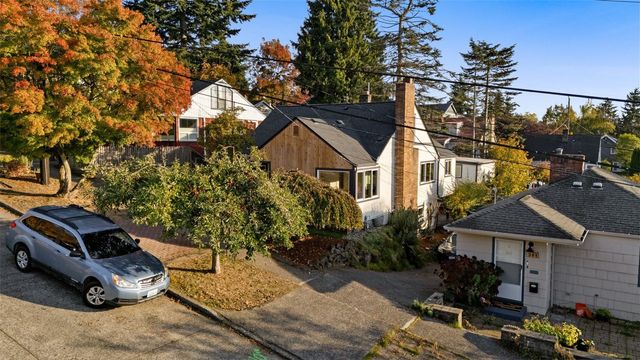 309 NW 48th Street, Seattle, WA 98107