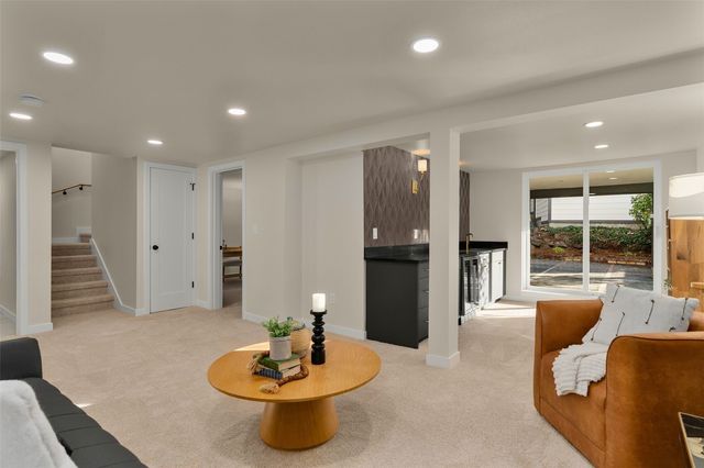 309 NW 48th Street, Seattle, WA 98107