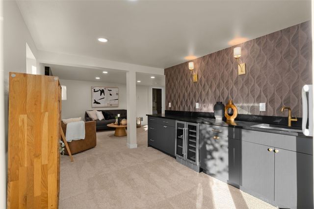 309 NW 48th Street, Seattle, WA 98107