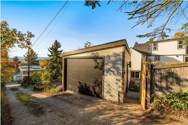 309 NW 48th Street, Seattle, WA 98107