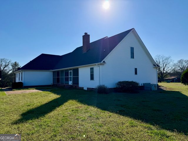 494 S Broad Street, Bowman, GA 30624