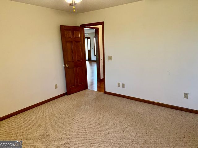 494 S Broad Street, Bowman, GA 30624