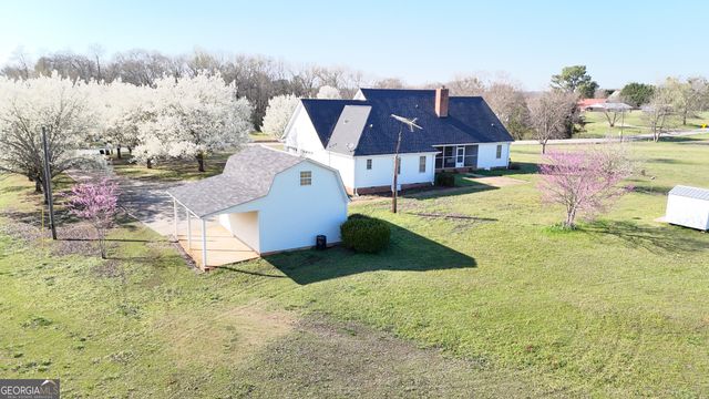 494 S Broad Street, Bowman, GA 30624