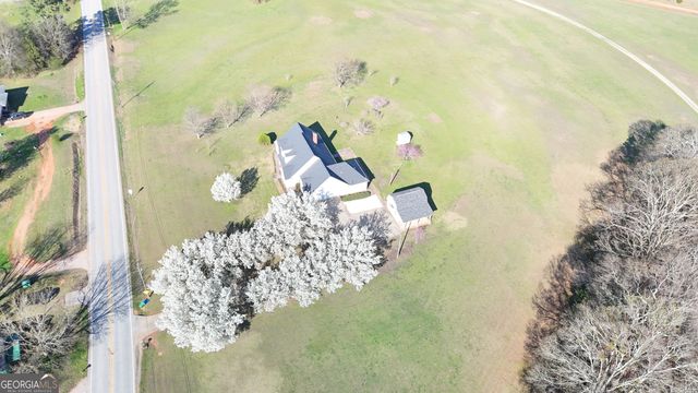 494 S Broad Street, Bowman, GA 30624