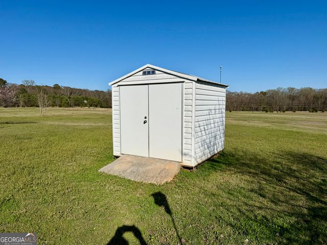 494 S Broad Street, Bowman, GA 30624