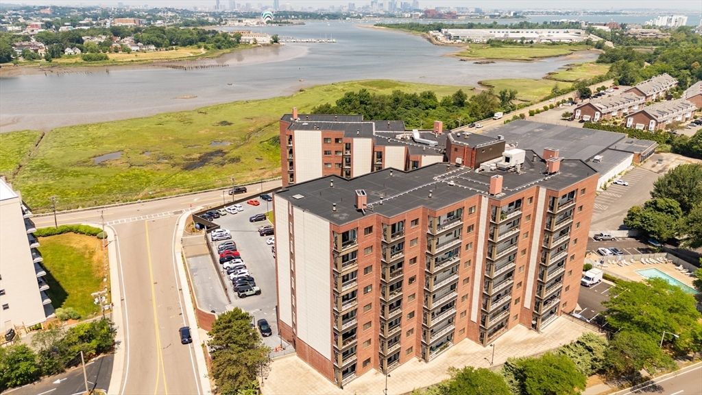 90 Quincy Shore Dr 417, Quincy, MA 02171