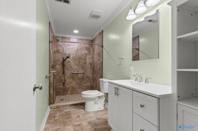 8565 Curtis Road, Athens, AL 35614