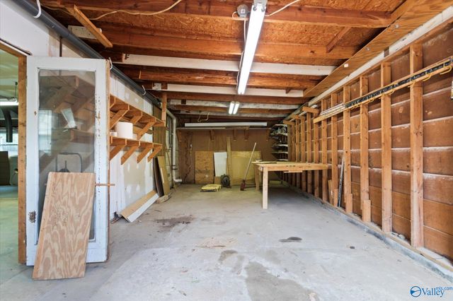 8565 Curtis Road, Athens, AL 35614