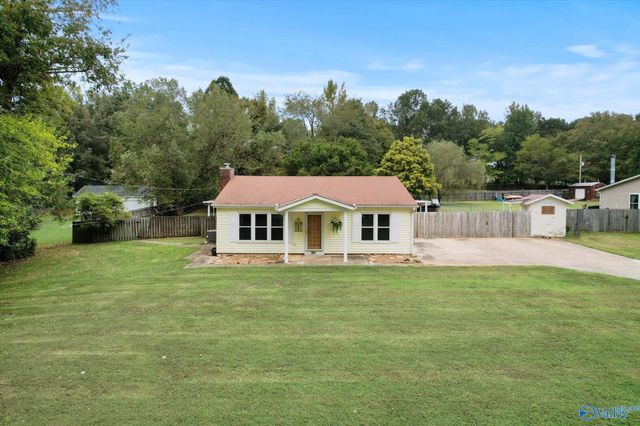 8565 Curtis Road, Athens, AL 35614