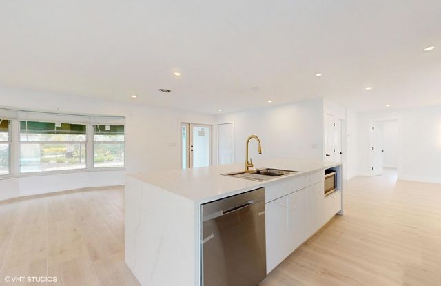 4761 NE 28th Avenue, Fort Lauderdale, FL 33308