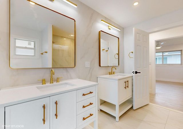 4761 NE 28th Avenue, Fort Lauderdale, FL 33308