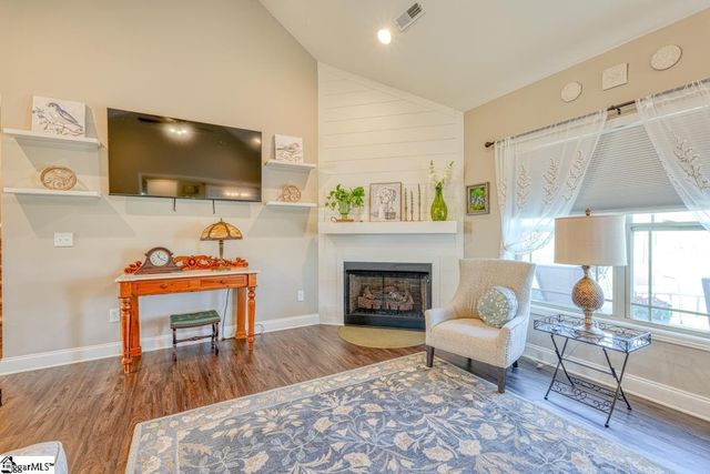 927 Love Springs Road, Cowpens, SC 29330