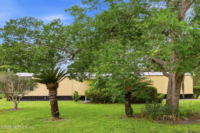 101 WATERWAY Avenue, Satsuma, FL 32189