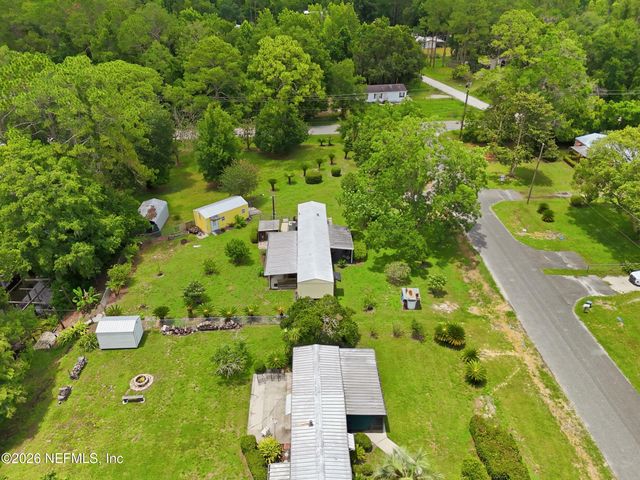 101 WATERWAY Avenue, Satsuma, FL 32189