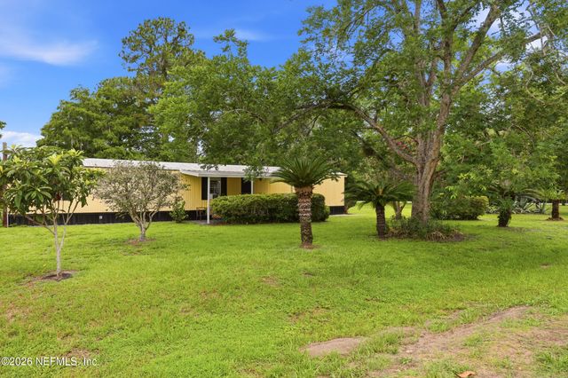 101 WATERWAY Avenue, Satsuma, FL 32189