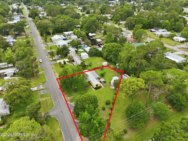 101 WATERWAY Avenue, Satsuma, FL 32189