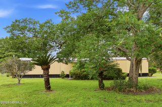 101 WATERWAY Avenue, Satsuma, FL 32189