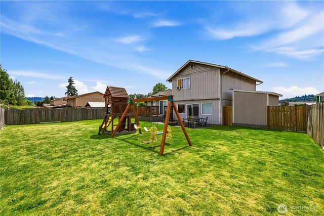 417 Yakima Boulevard, Pacific, WA 98047