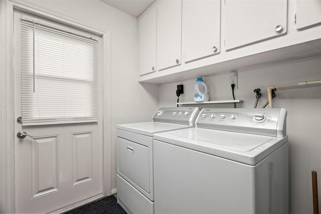 Image 27 of property listing at 10033 37TH WAY N 3, Pinellas Park, FL 33782