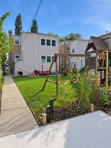 5670 W Higgins Avenue 2, Chicago, IL 60630