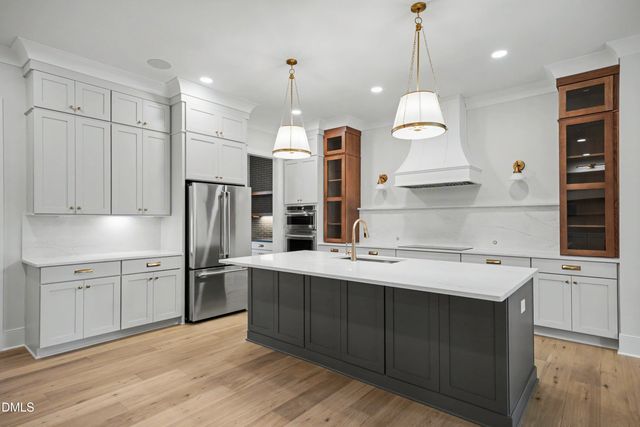 605 Ridgecrest Road, Cary, NC 27511