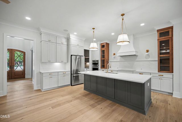 605 Ridgecrest Road, Cary, NC 27511