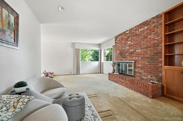 2182 W Briarwood Avenue, Littleton, CO 80120