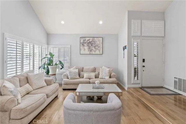 20656 Septo Street, Chatsworth, CA 91311