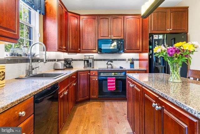 20 GREENSHIRE BLVD, Schwenksville, PA 19473