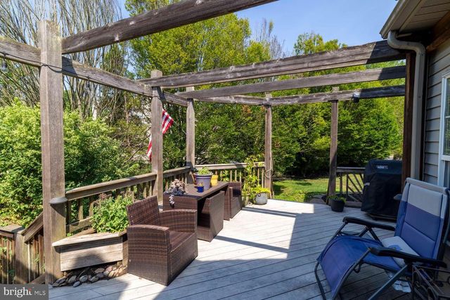 20 GREENSHIRE BLVD, Schwenksville, PA 19473