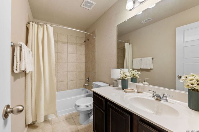 10934 Honorly Cove, Converse, TX 78109