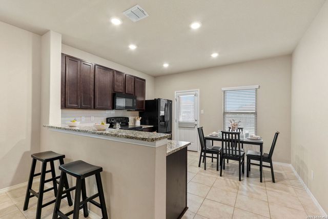 10934 Honorly Cove, Converse, TX 78109