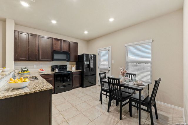 10934 Honorly Cove, Converse, TX 78109