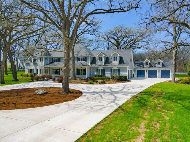 37132 N Black Velvet Lane, Wadsworth, IL 60083