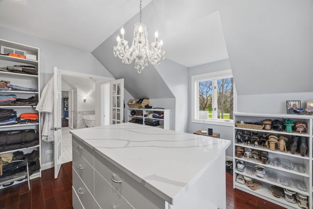37132 N Black Velvet Lane, Wadsworth, IL 60083
