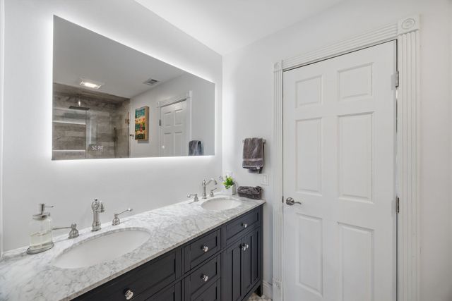 37132 N Black Velvet Lane, Wadsworth, IL 60083